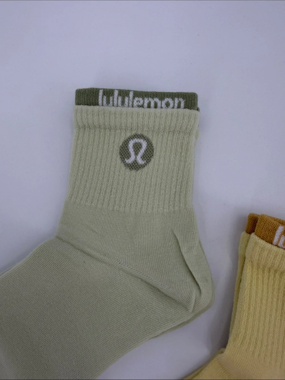 lululemon athletica Ankle Socks — Light Green and Yellow